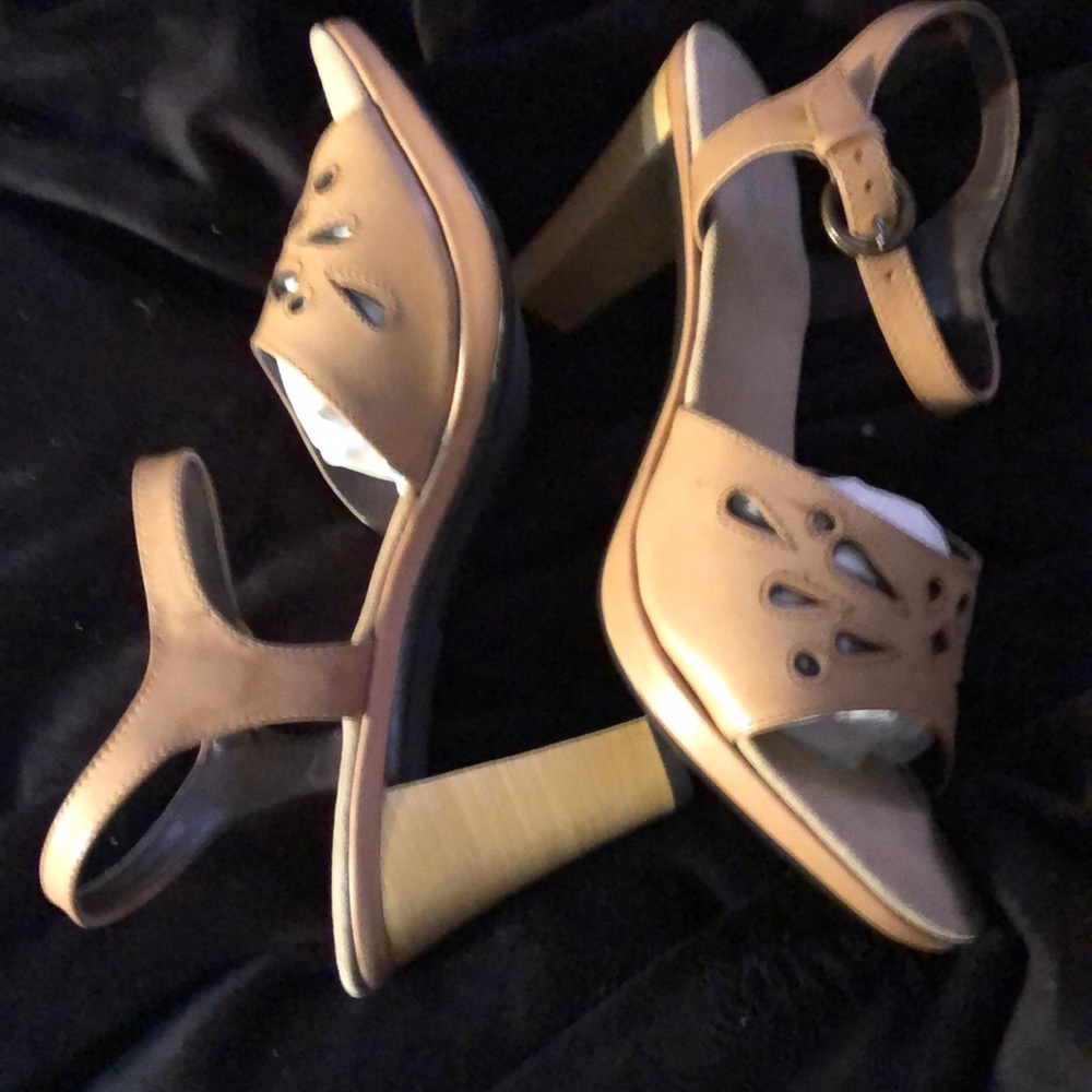 Nicole leather sandals